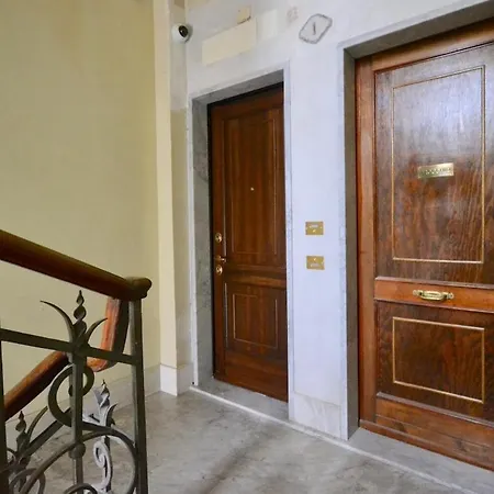 アパート Le Sorelle - Elegante Appartamento Fronte Mare - 6 Posti Letto - Con Posto Auto Privato ラッパロ